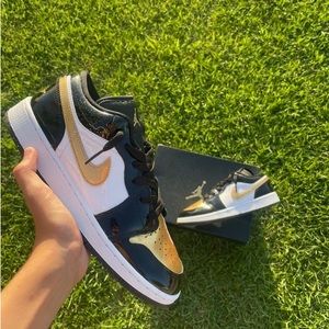 Jordan 1 low